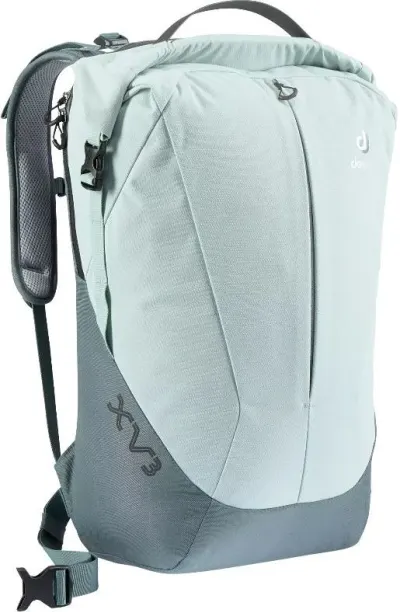 Front facing view of the Deuter XV 3 SL