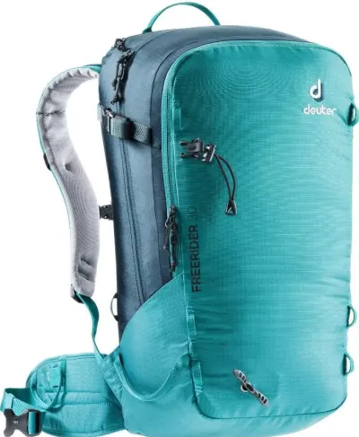 Front facing view of the Deuter Freerider 30