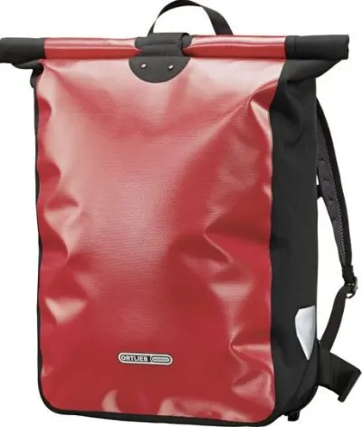 Front facing view of the Ortlieb Messenger Bag