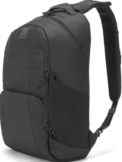 Front facing view of the Pacsafe Metrosafe LS450 Anti-Theft 25L Backpack