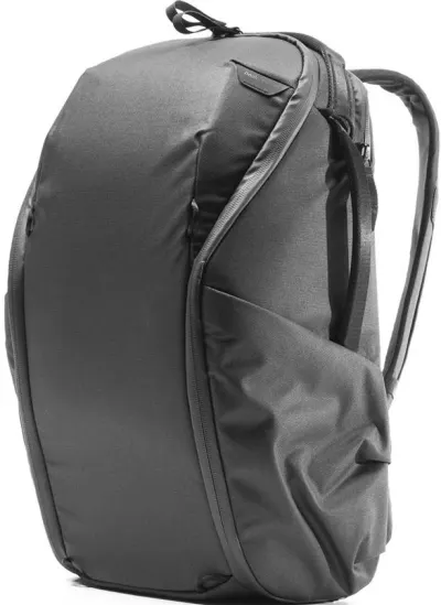 Front facing view of the Peak Design Everyday Backpack Zip