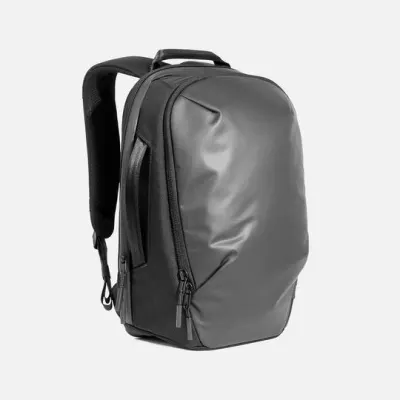 Front facing view of the Aer Day Pack 3