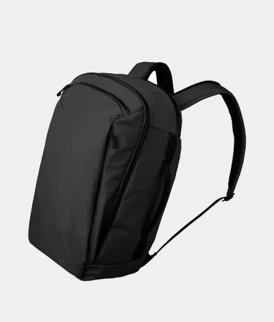 Front facing view of the Alpaka Gear Traverse Backpack
