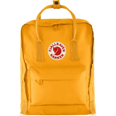 Front facing view of the Fjallraven Kanken 16L