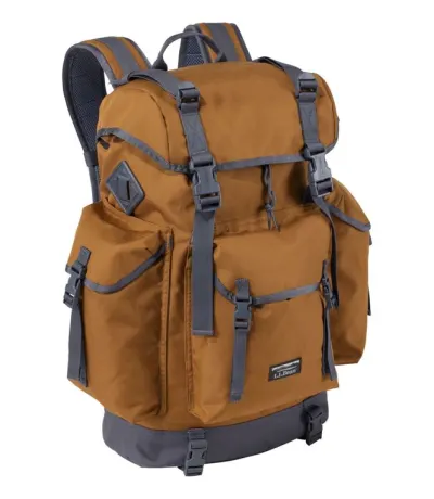 Front facing view of the L.L.Bean Continental Rucksack