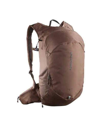 Front facing view of the Salomon Trailblazer 20