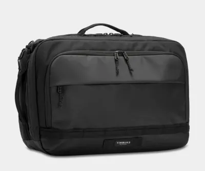 Front facing view of the Timbuk2 Scheme