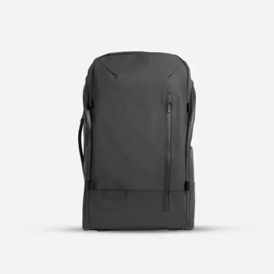 Front facing view of the Wandrd Duo Daypack