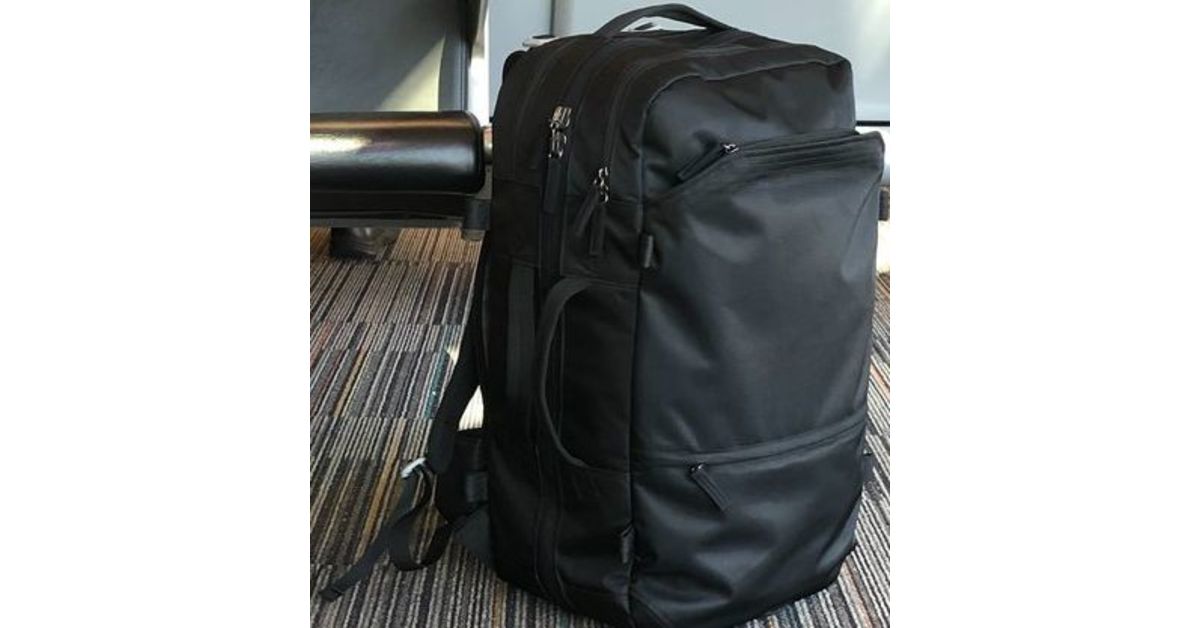 Chase Reeves: Review of the NOMATIC Travel Bag