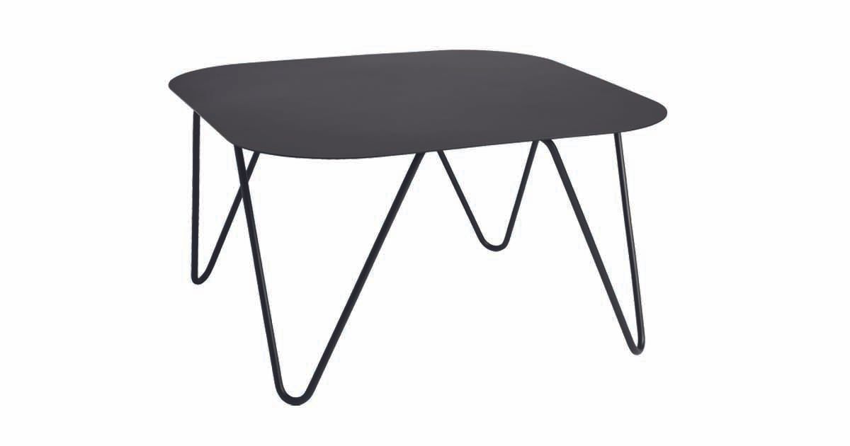 Table basse Romane