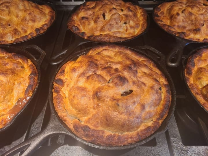 Order Your Apple Pie for Pickup Wednesday Photo