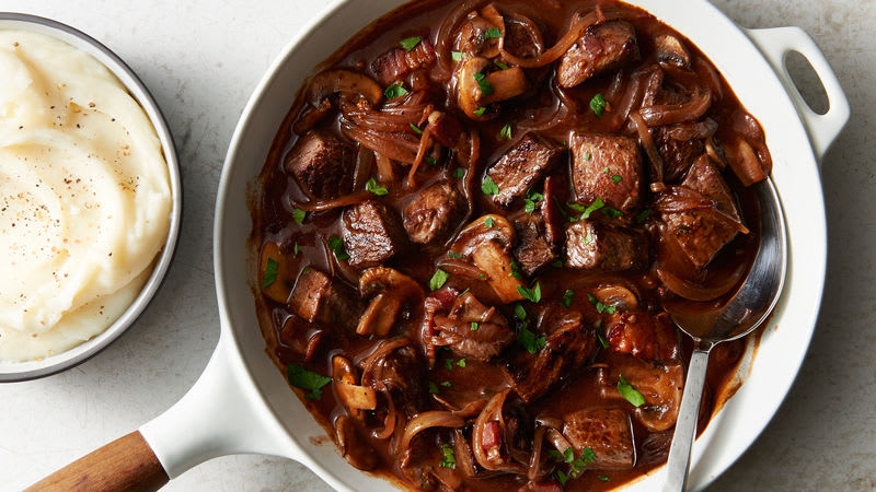 How to Make a Classic Beef Bourguignon Photo
