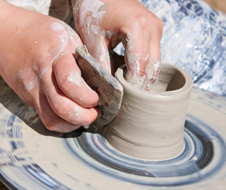 Beginner Pottery Wheel Class - 4 sessions Tuesdays