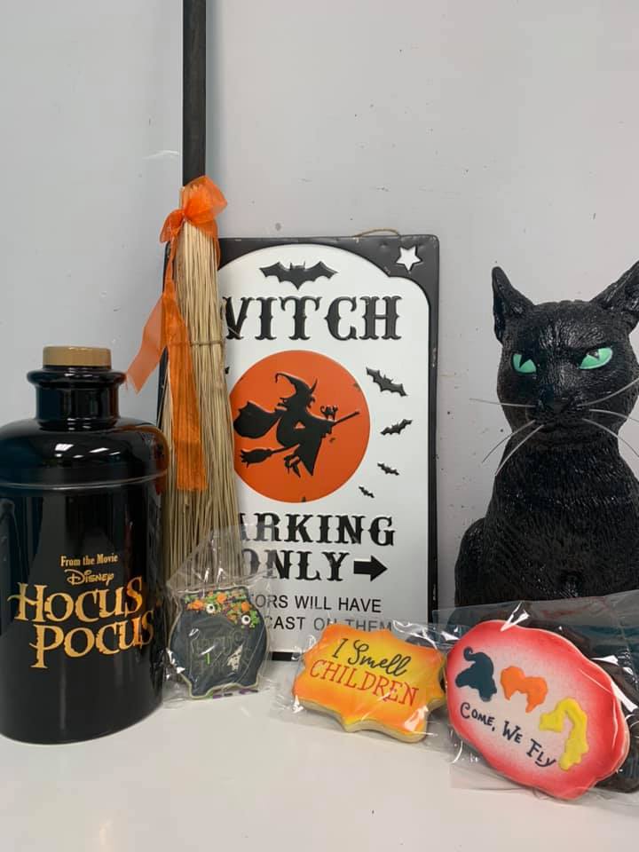 Hocus Pocus Night Photo