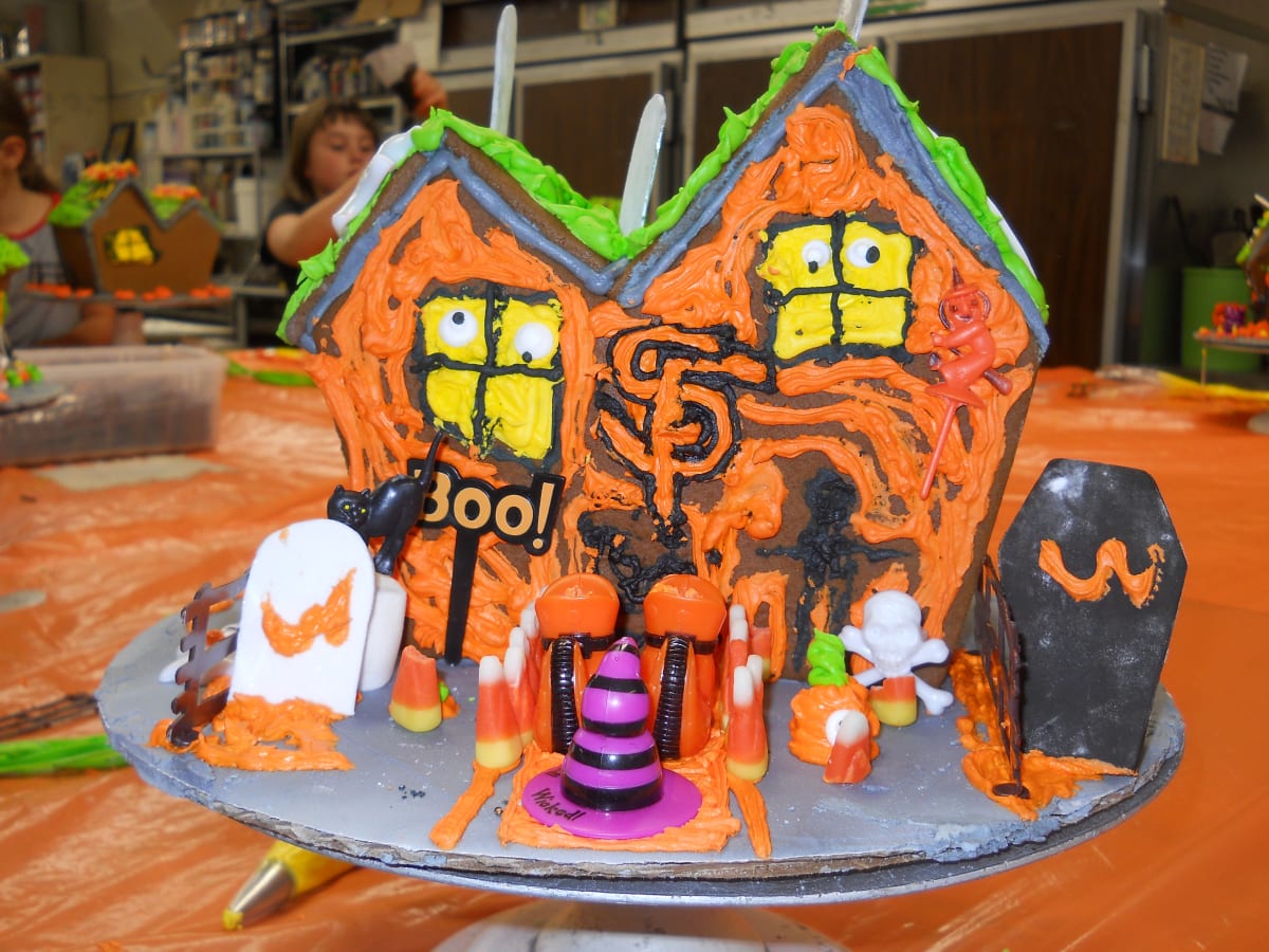 Halloween Haunted House Workshop 2024 Photo