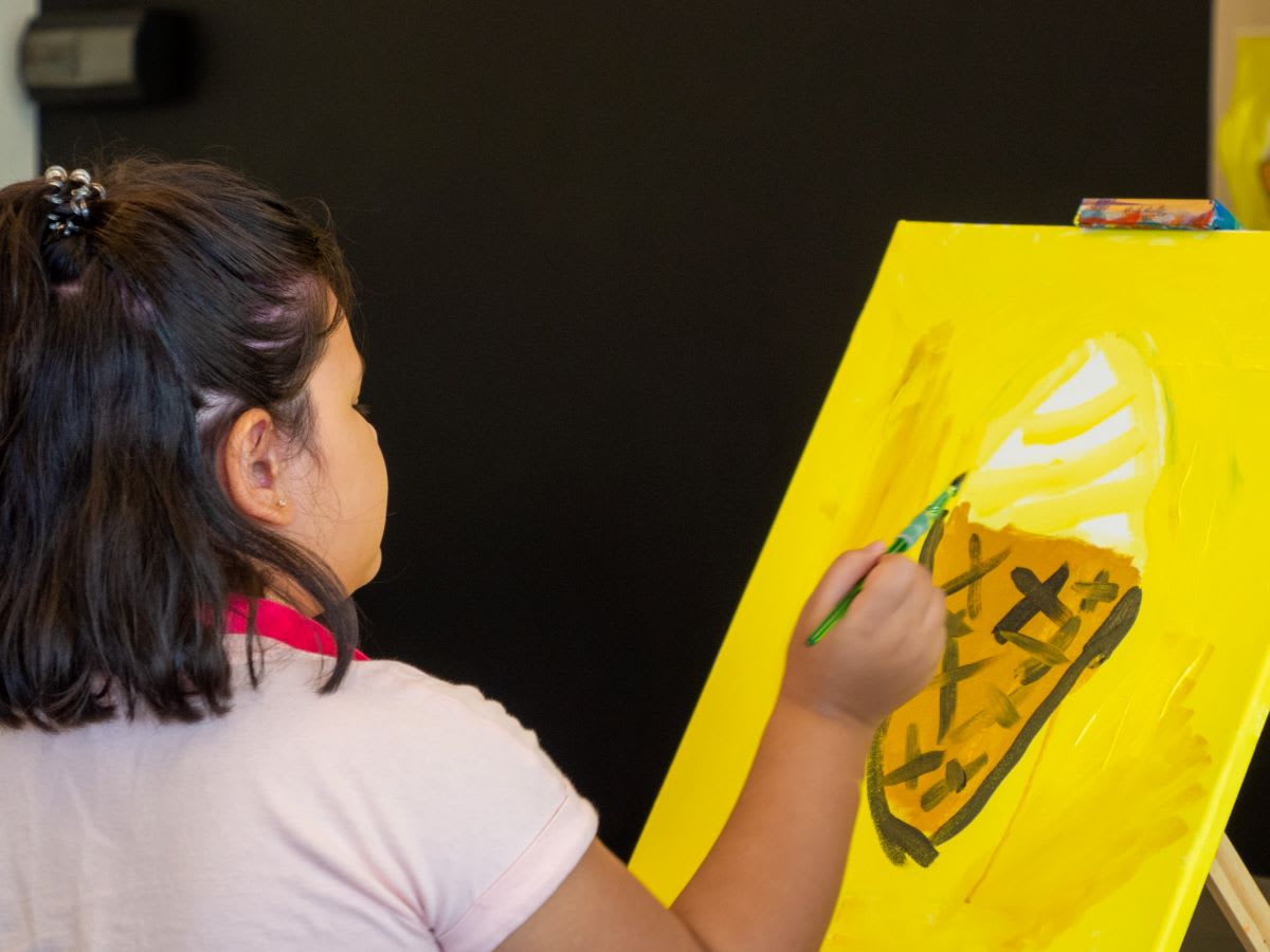 HEDGEHOG ADVENTURE - Family Day Out | Frida's Luxe Sip n' Paint Photo