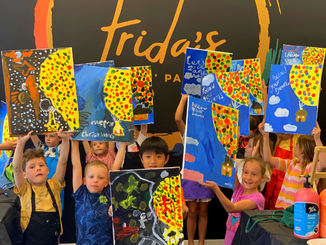 HEDGEHOG ADVENTURE - Family Day Out | Frida's Luxe Sip n' Paint Photo