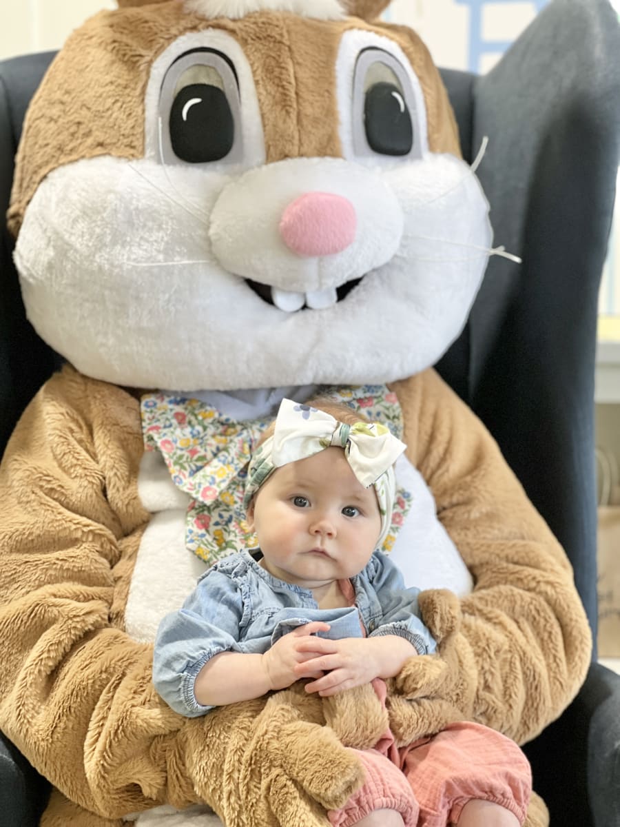 MEET THE EASTER BUNNY - PLAY STREET MURPHY Photo