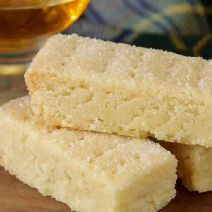 British Baking Dessert Experience: Millionaire's Shortbread & Victoria Sponge Cake - 09/18/2026 Photo