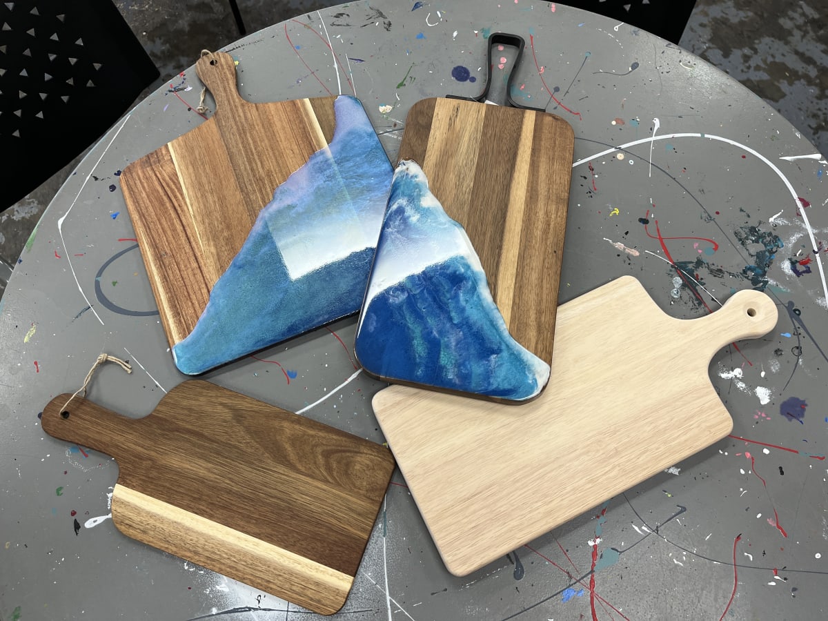 Charcuterie Board Resin Workshop Photo