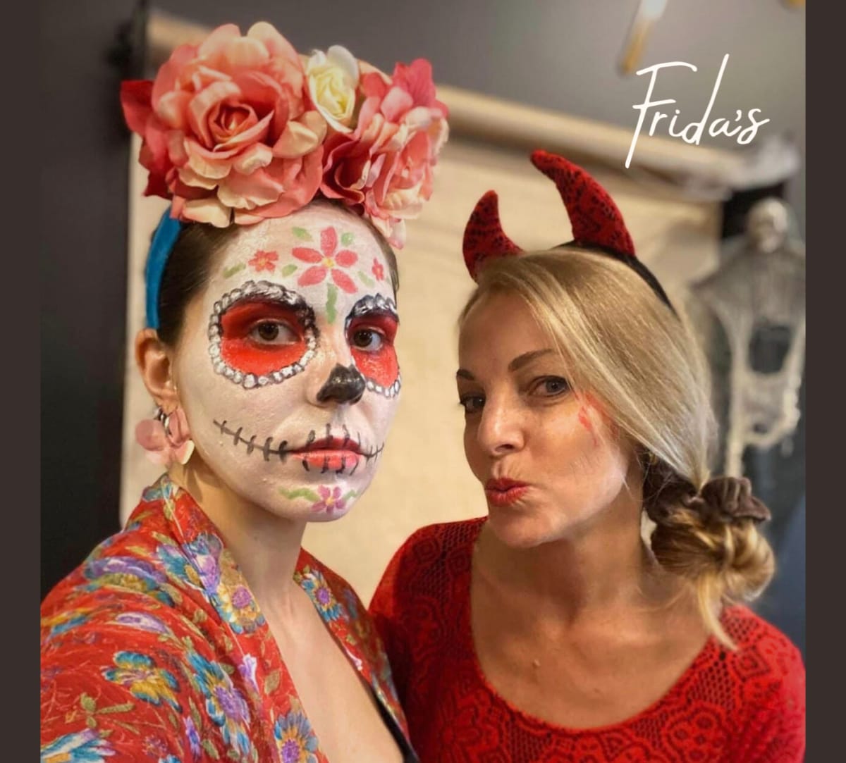 HALLOWEEN SPECIAL 'Frida Dia de Muertos' | Frida's Luxe Sip n' Paint Photo