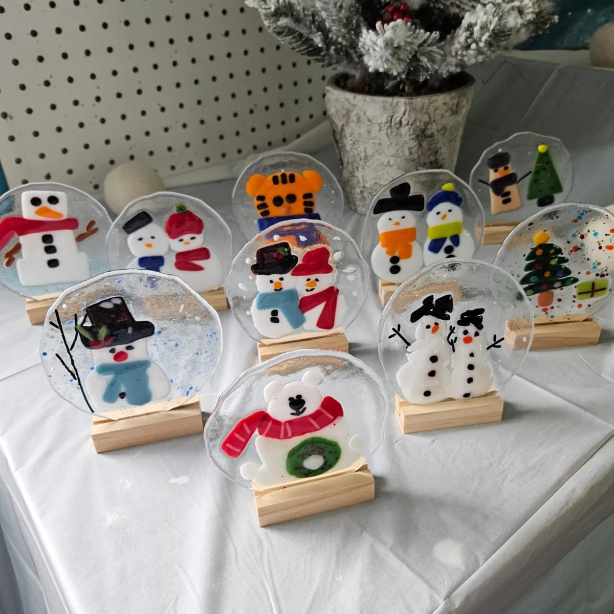 Glass Fusing: Snowglobes Photo