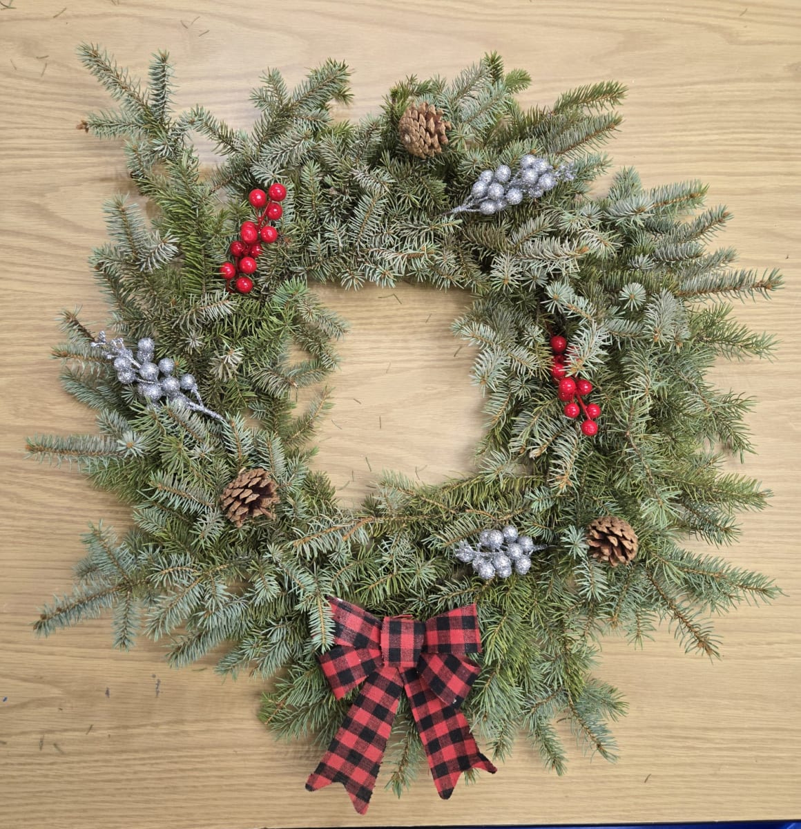 Wreath Making- Hummingbird Hills Winery Photo