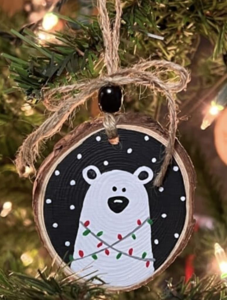 Foto de WOOD SLICE ORNAMENTS (€20.00)- 2 hours
