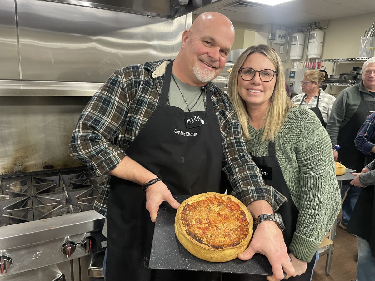 Chicago Stuffed Pizza Couples Class Photo