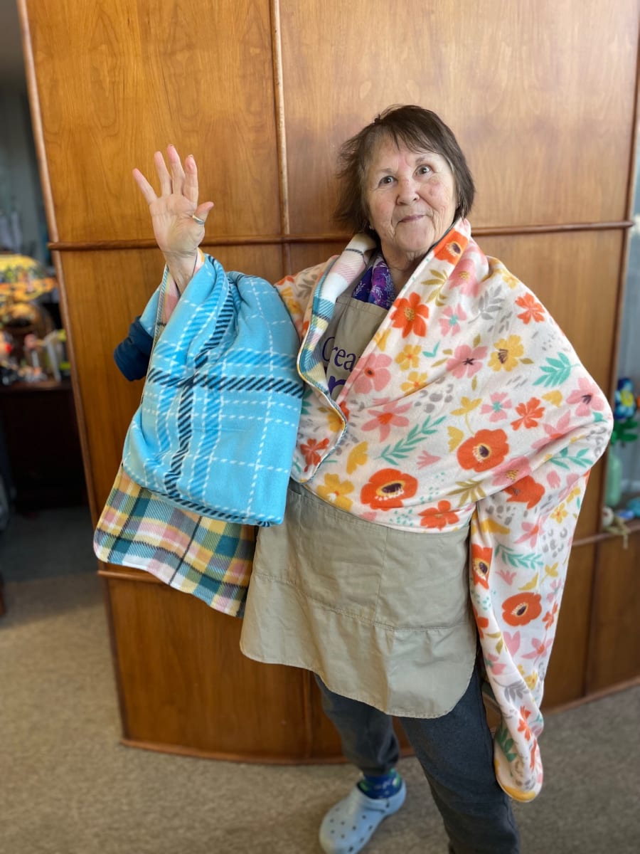 Sewing class (machine) - Fleece Snuggle Wrap Photo