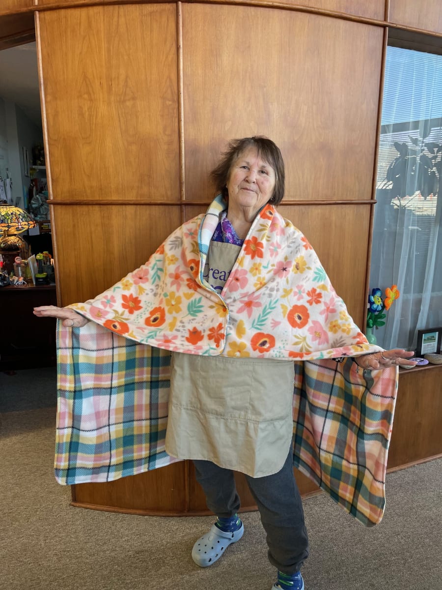 Sewing class (machine) - Fleece Snuggle Wrap Photo