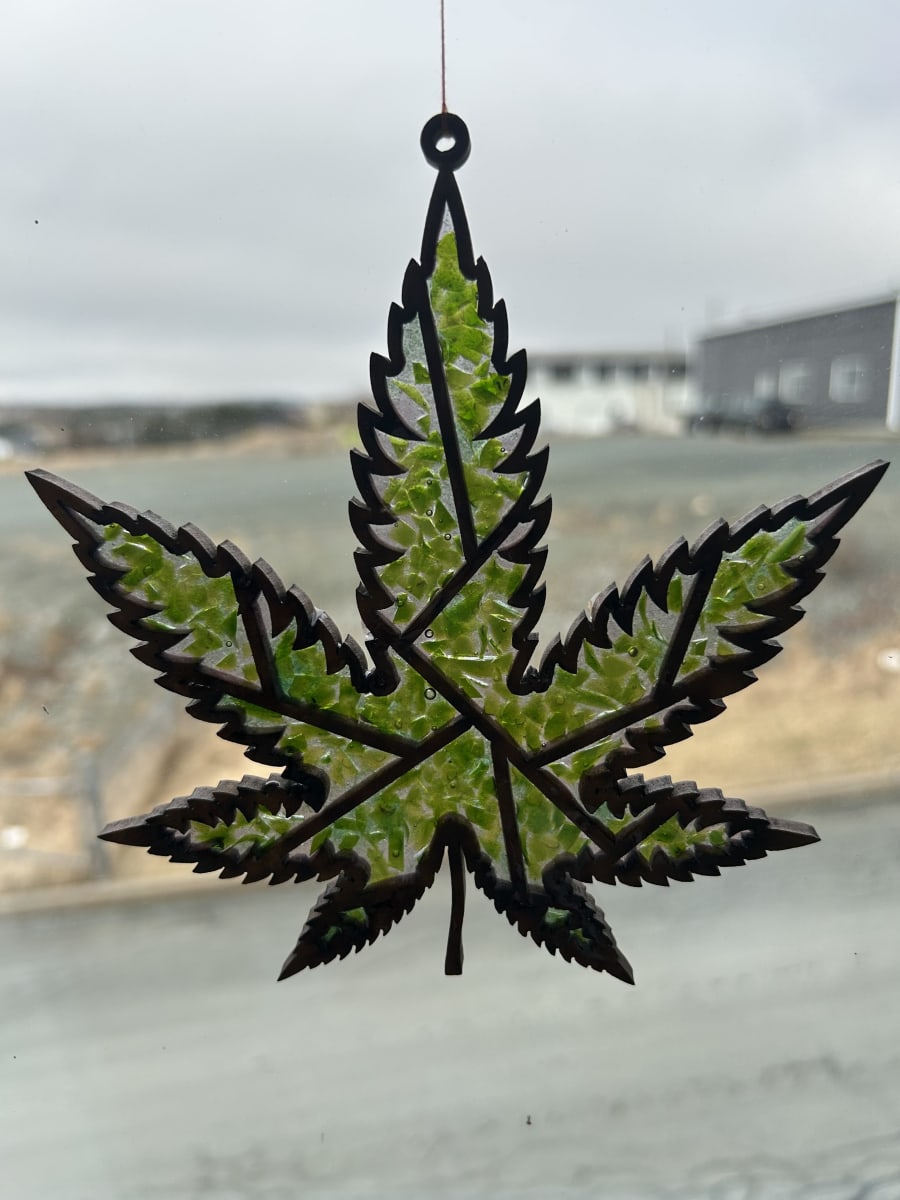Faux Stained Glass: Hazy Leaf Photo