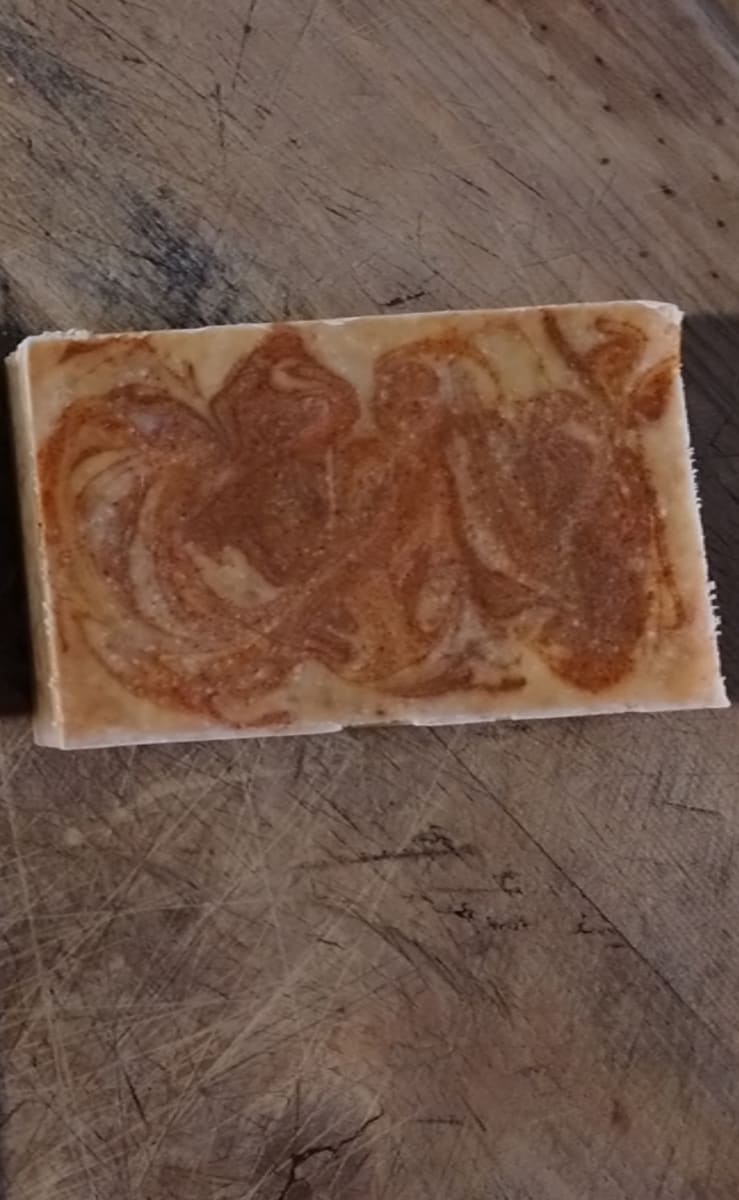 Pumpkin Vs. Apple Swirl Soaps Workshop Photo