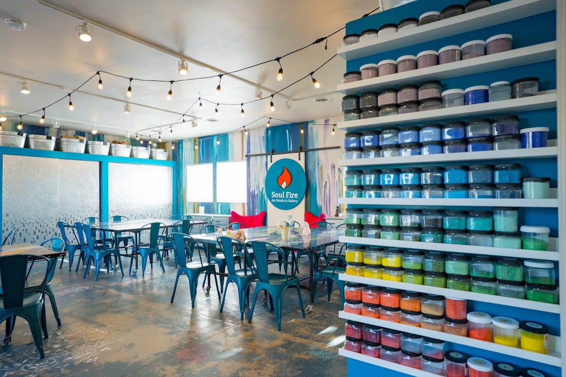 Host A Fused Glass Event Photo