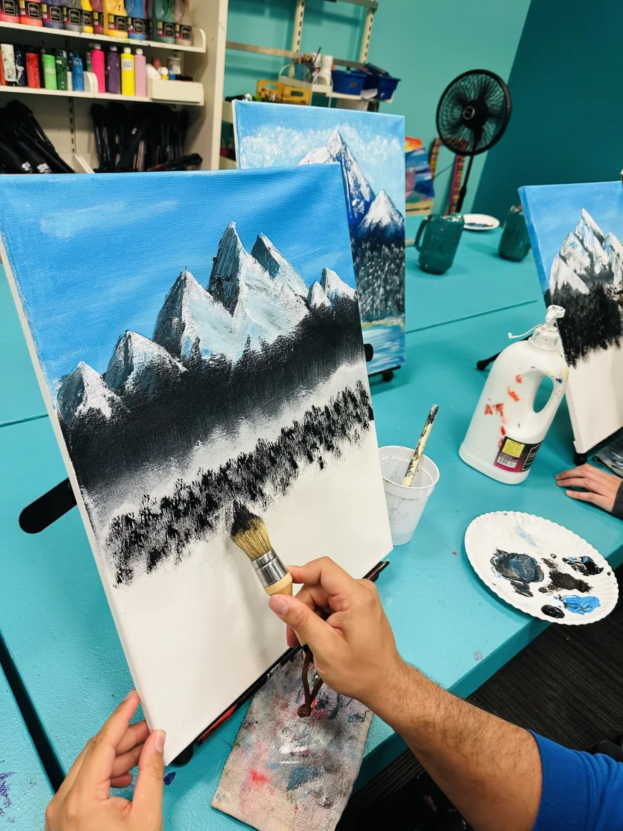 Aspiring Artists Fine Art Class Photo