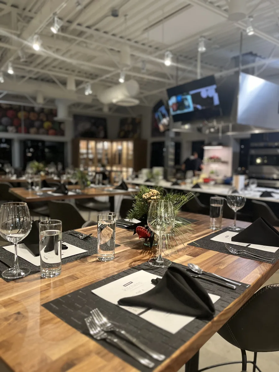 Small Team Holiday Party - $149 (6 Guest Minimum) Photo