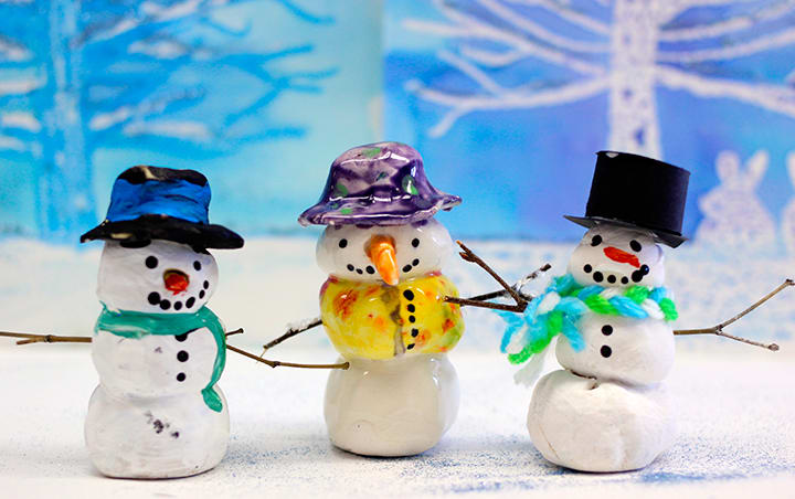 HOLIDAY DROP-OFF WORKSHOP  |  clay snowman + pet pal Photo