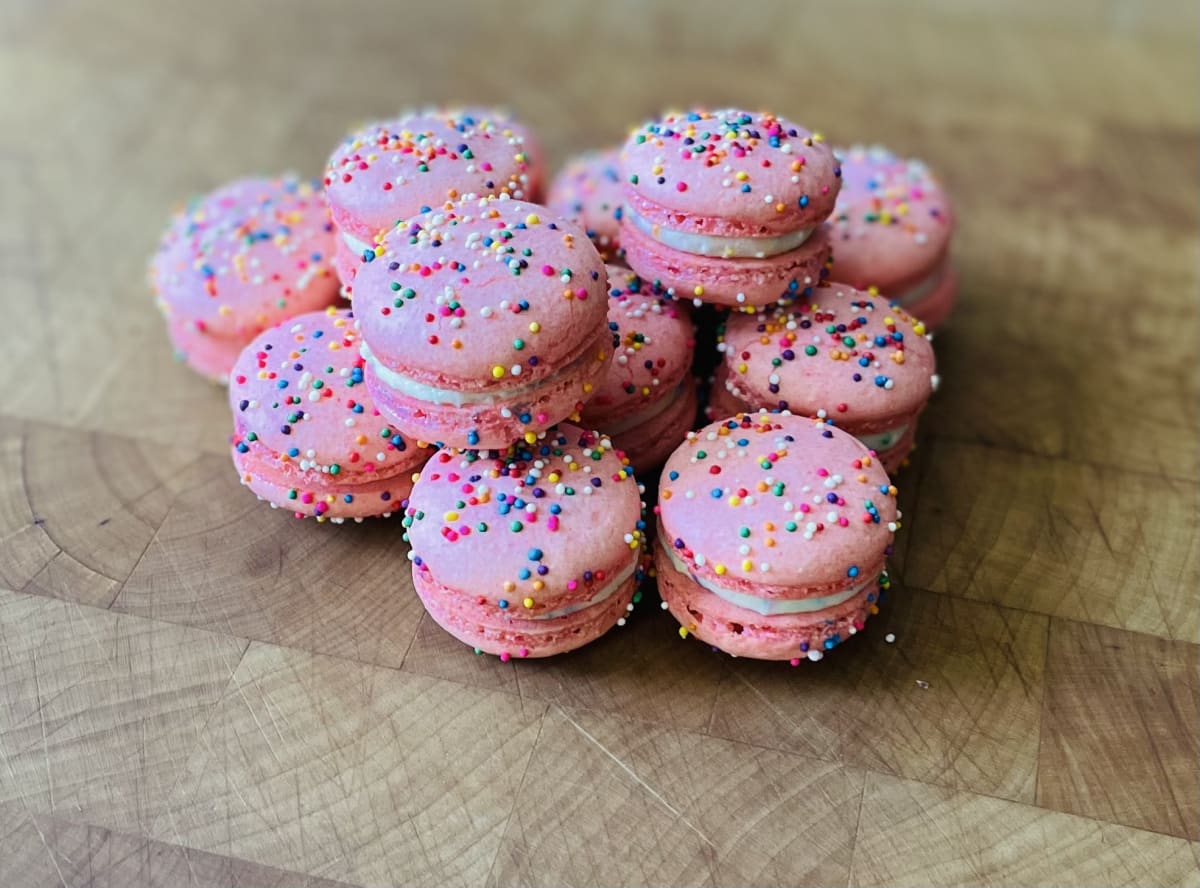 Hands-On Macarons From the Heart Photo