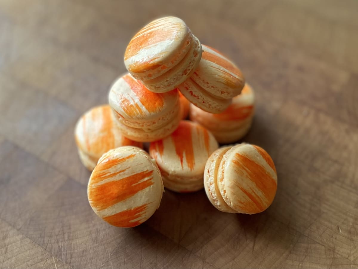 Hands-On Macarons From the Heart Photo