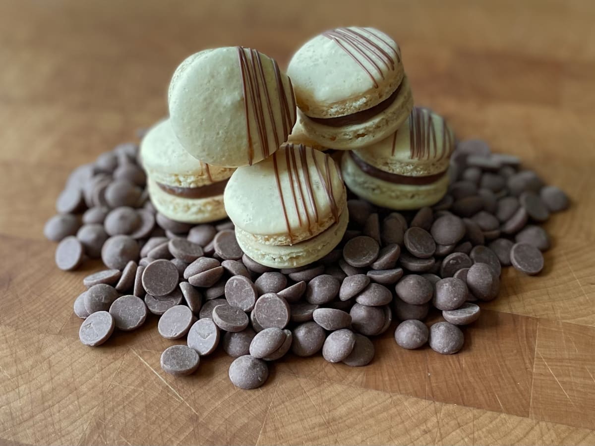 Hands-On Macarons From the Heart Photo