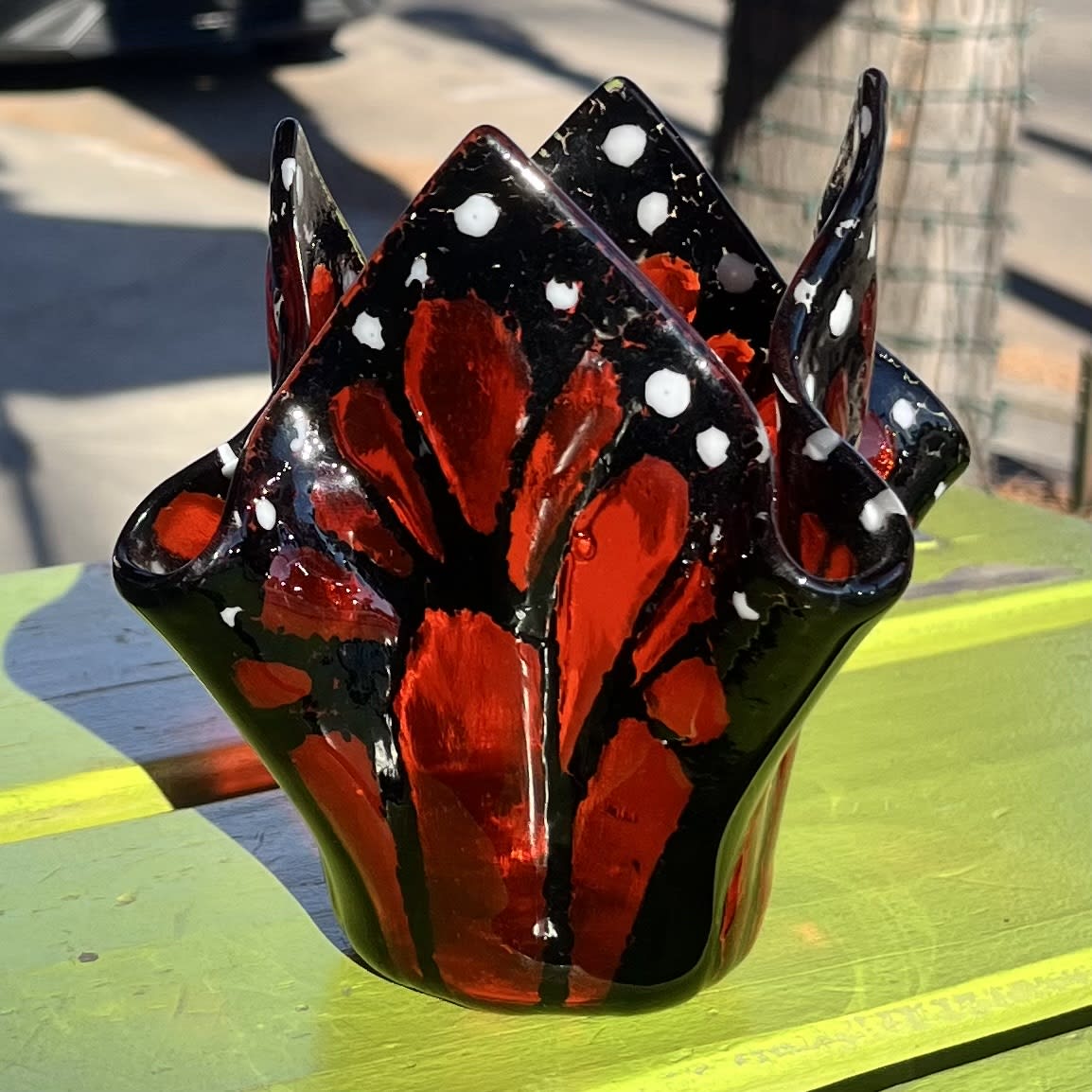 Glass Monarch Vase (Adult) Photo