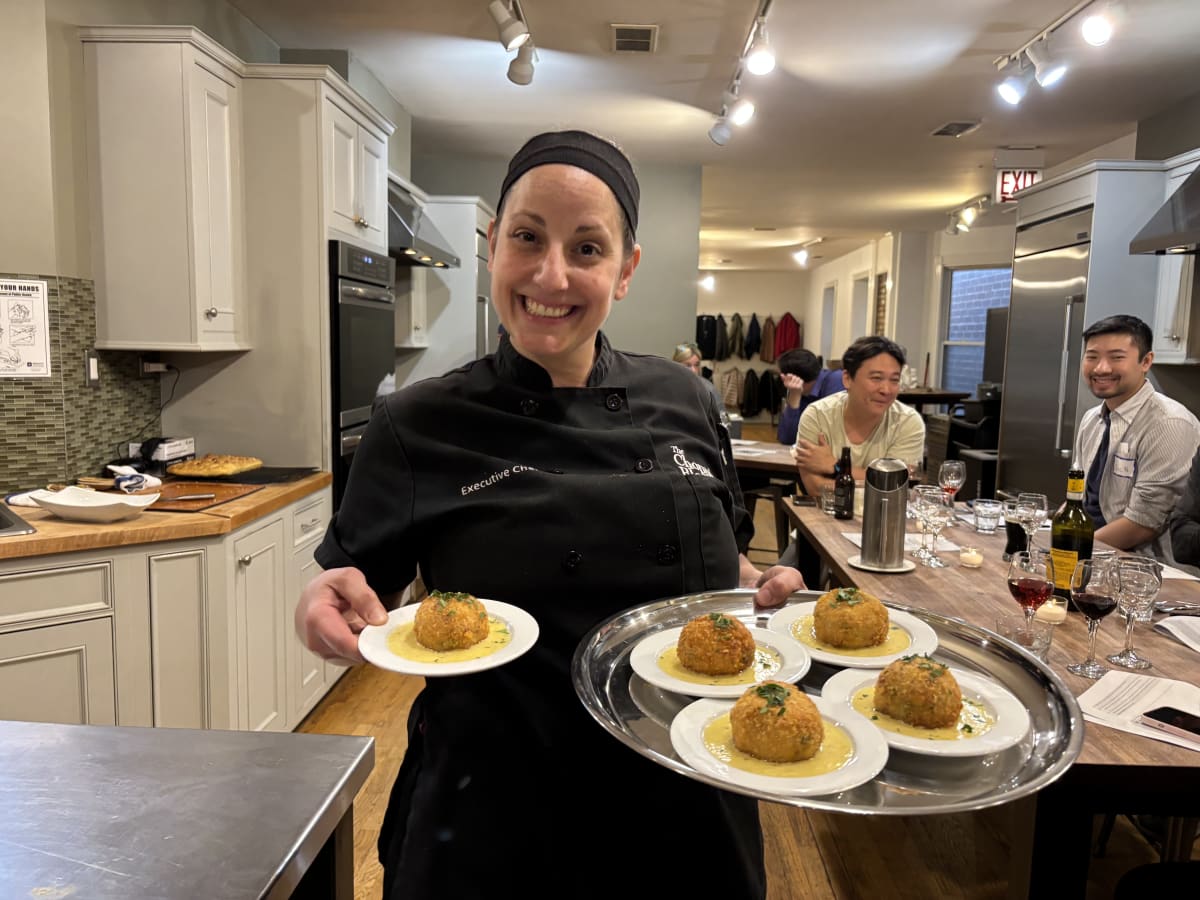 Tasting Table Demo Series with Chef/Owner, Lisa Photo