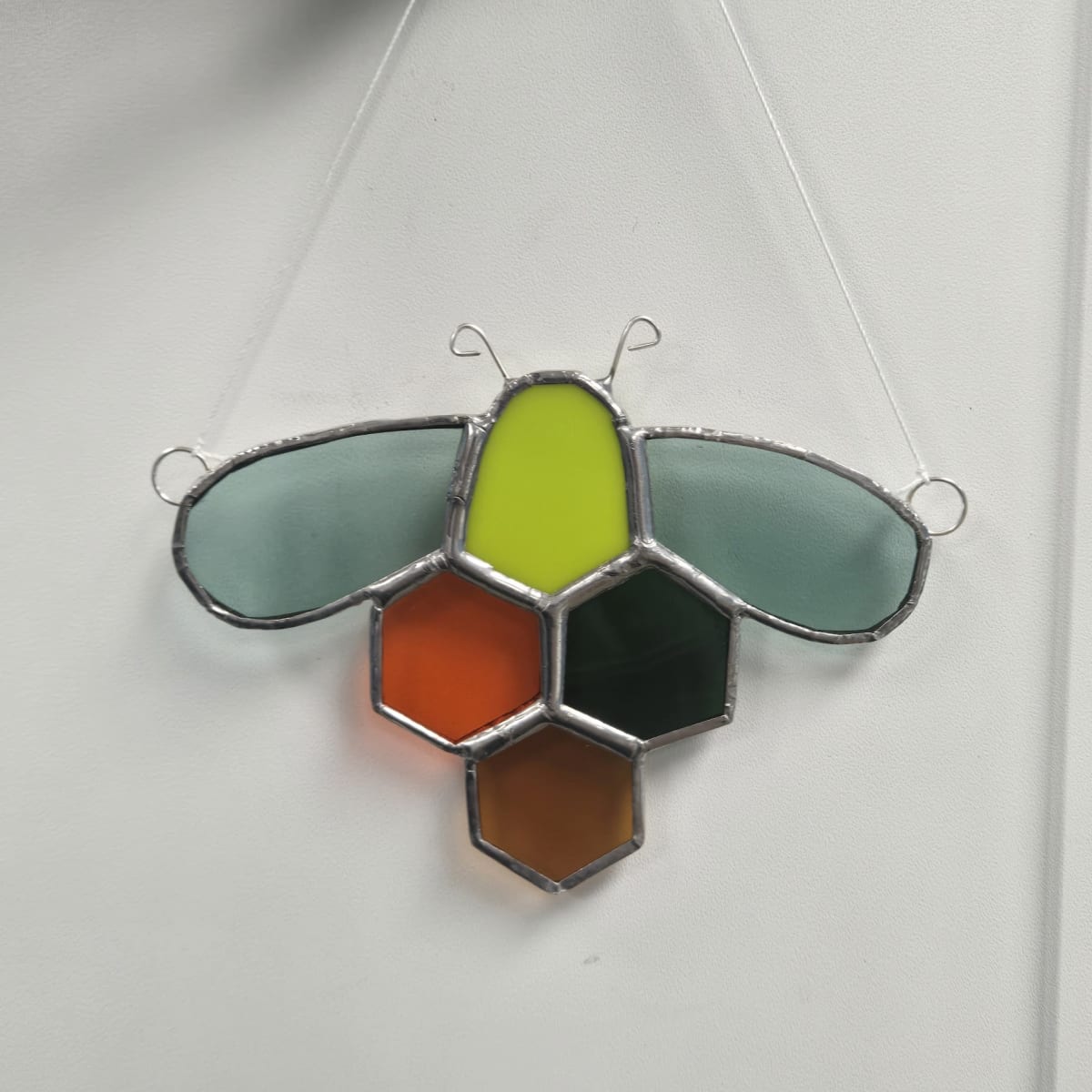 Un-BEE-lievable Stained Glass Photo