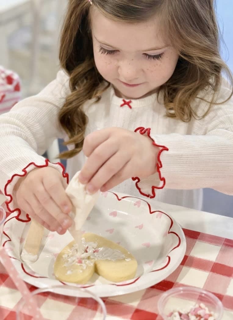 🥰 VALENTINE'S COOKIE DECORATING ❤️ - PLAY STREET FRISCO Photo