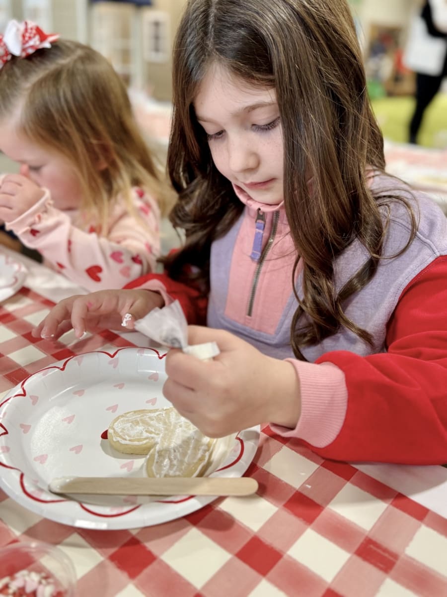 🥰 VALENTINE'S COOKIE DECORATING ❤️ - PLAY STREET FRISCO Photo
