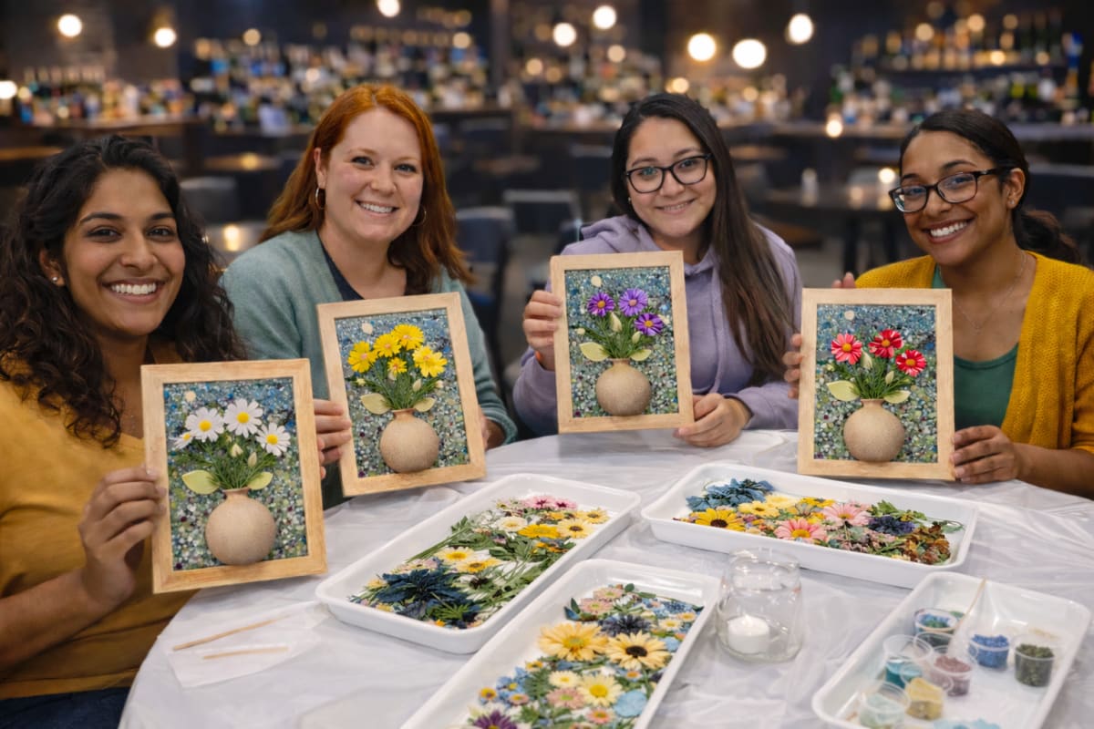 Holland Crushed Glass Crafting Party (Glimmer Frames) Photo