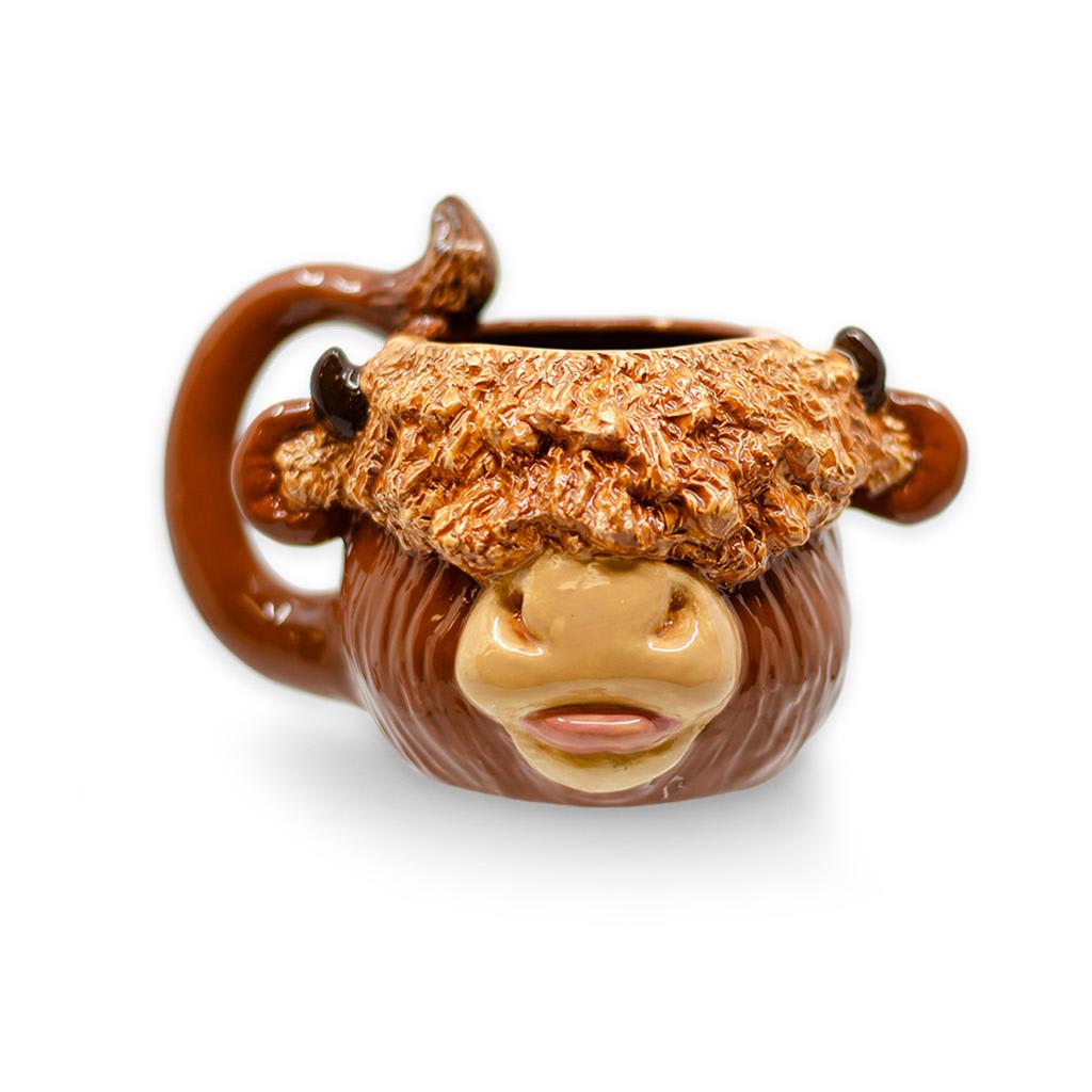 Paint with a Mini Highland Cow 🐮𝓜𝓸𝓸❤️ Photo