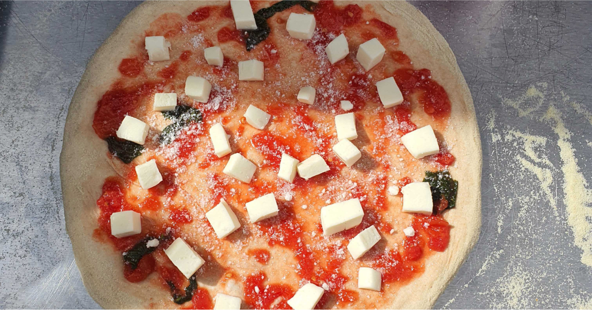 A Backyard Pizza Affair: Cooking at 900 Degrees Photo