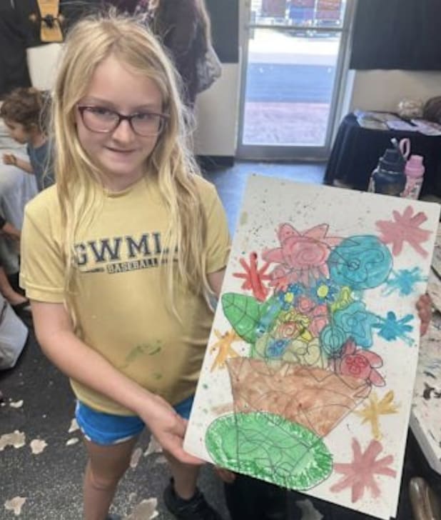 GLITTER & GLAM ART CAMP Photo