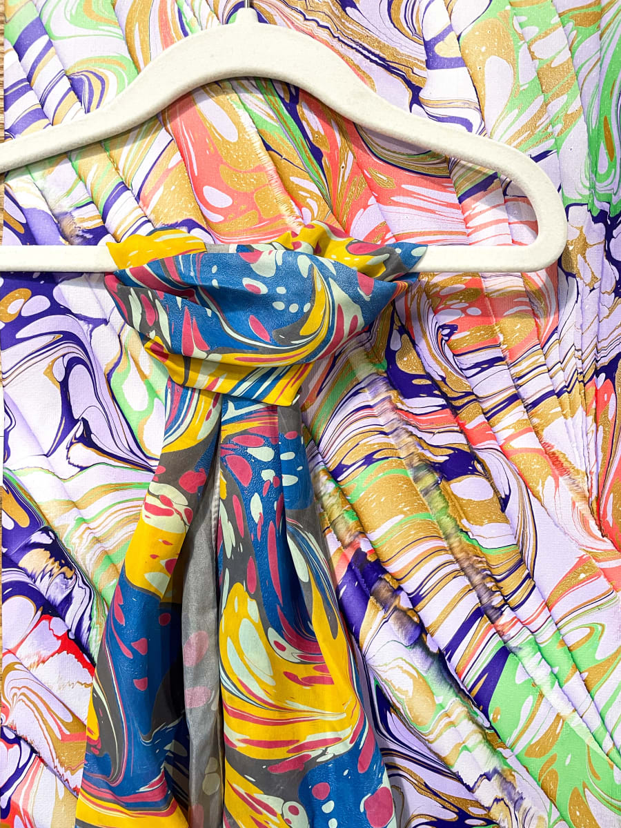 The Fabric Marbling Experience Photo